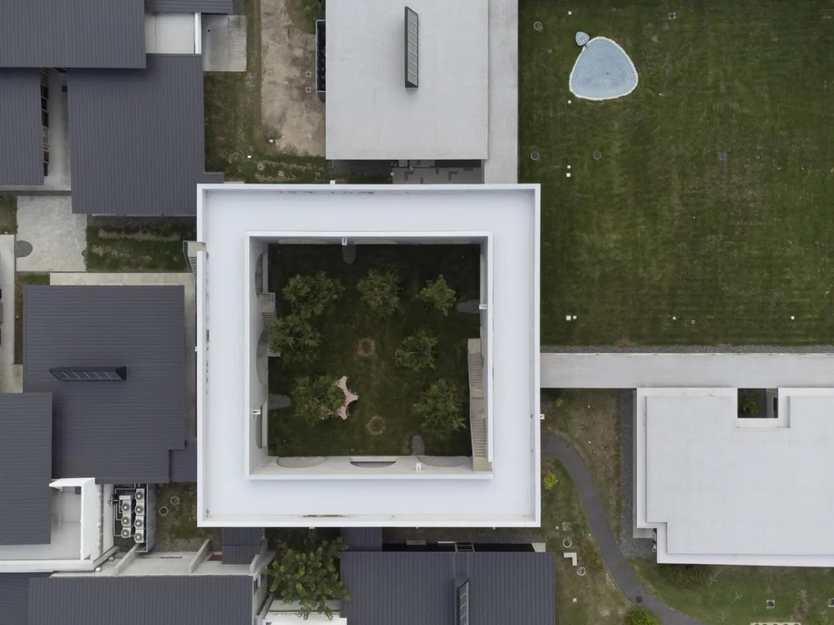 BIM建筑|组团式校园，广岛叡智学院 / CAn