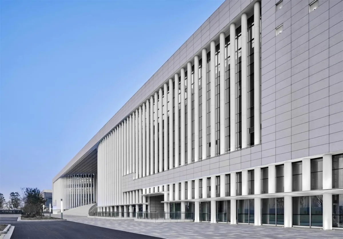 BIM建筑|肥东县大剧院文化馆 / 上海华都建筑规划设计有限公司