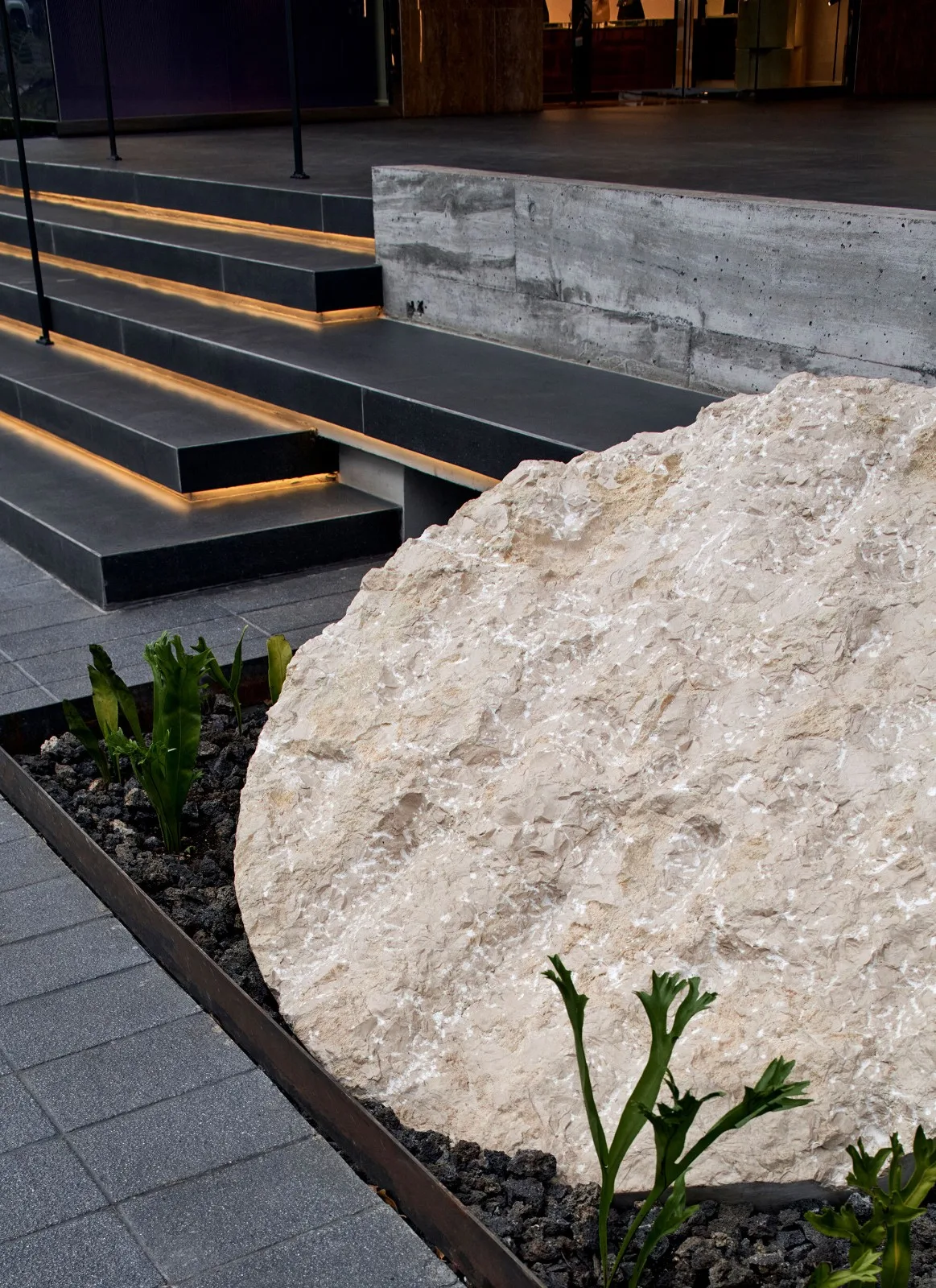 BIM建筑|AEME商业大楼 / Paz Arquitectura