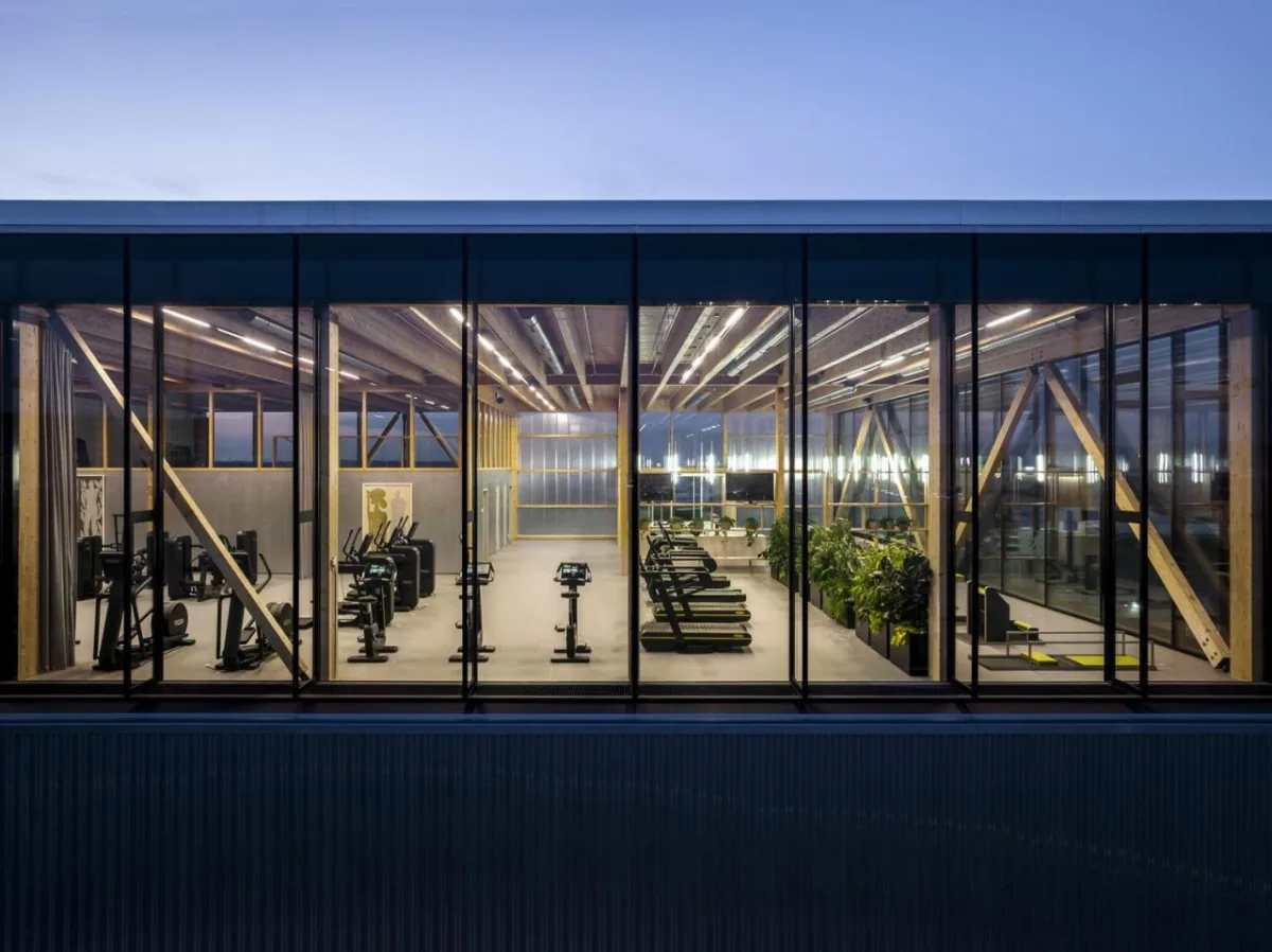 BIM建筑|空中健身，通快集团运动中心 / Barkow Leibinger