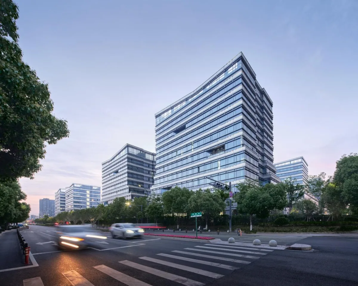 BIM建筑|科创办公：中电海康集团总部 / 中国联合工程有限公司