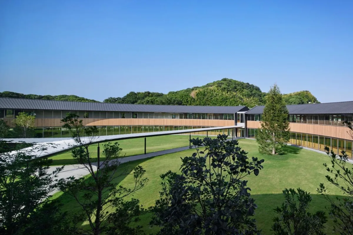 BIM建筑|爱光学园 / 大成建设