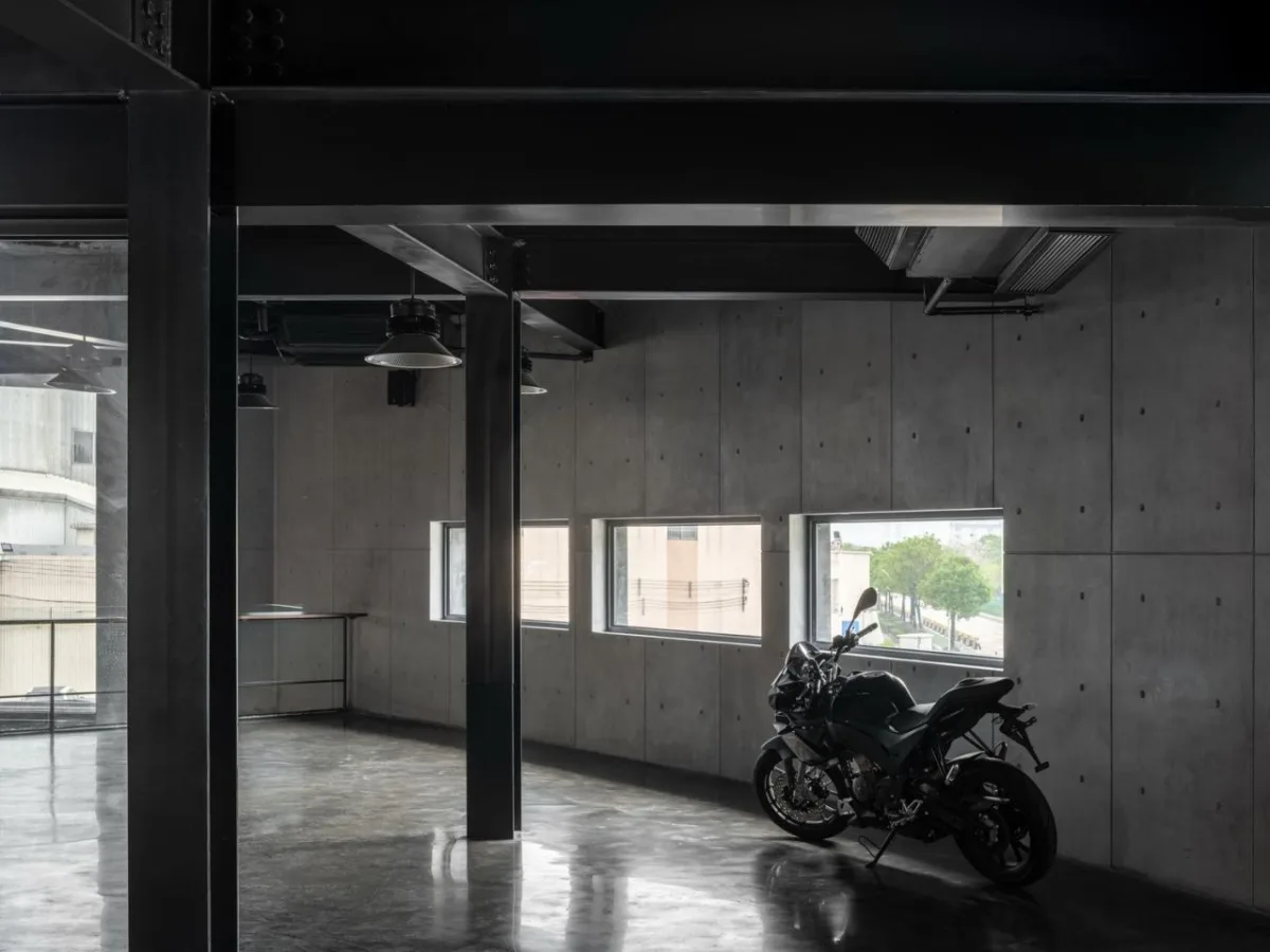 BIM建筑|机器与隐喻的诗学：顺德EW机车展厅 / SN-A超然建筑