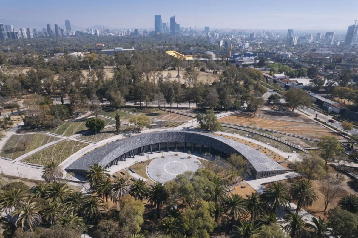 BIM建筑|覆盖在大地上，查普尔特佩克环境文化中心 / ERREqERRE Arquitectura y Urbanismo + Taller ID