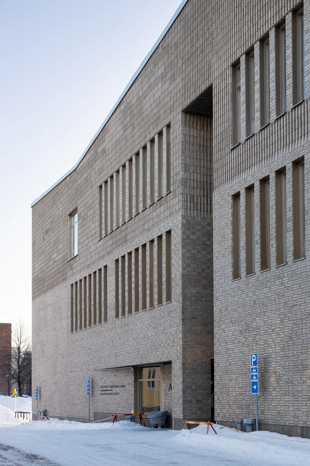 BIM建筑|Lumit 艺术高中 / Lukkairoinen 建筑事务所