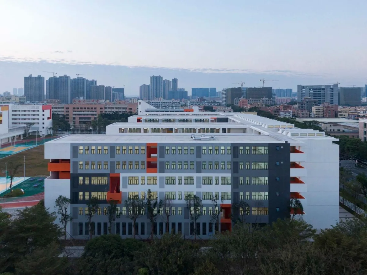 BIM建筑|南海桂城金桂高中 / 竖梁社