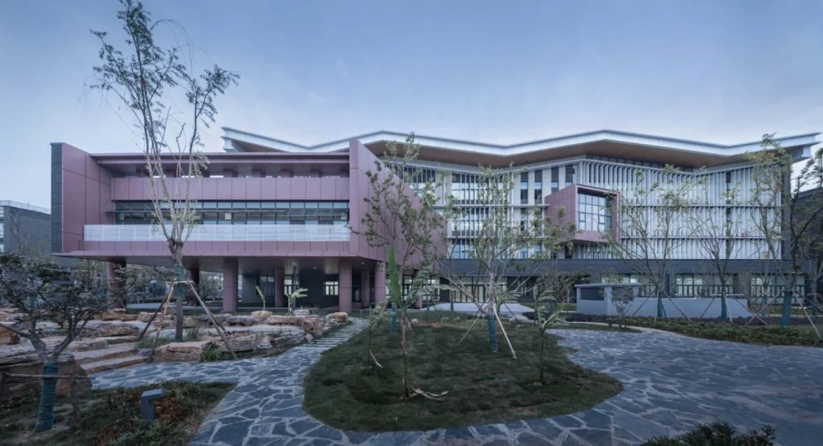BIM建筑|南京中华中学雨花校区 / 东南大学建筑设计研究院