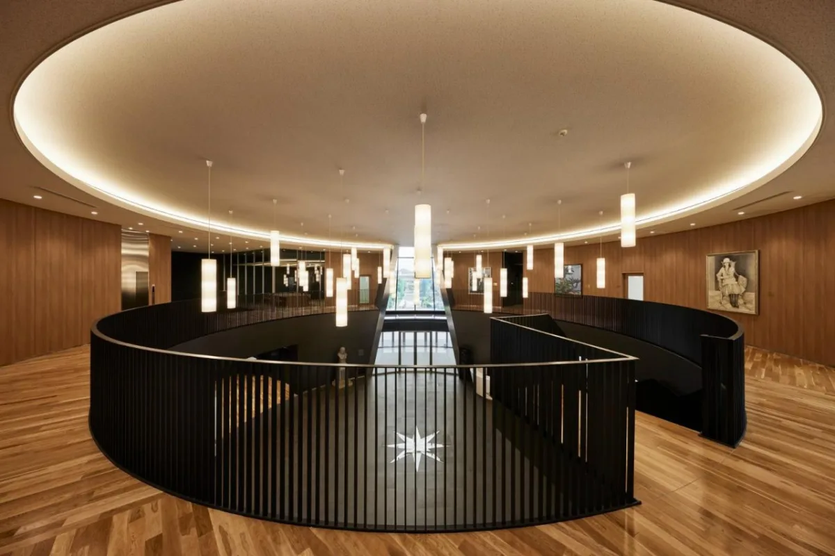 BIM建筑|爱光学园 / 大成建设