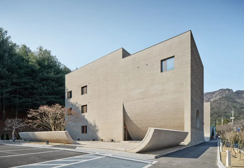 BIM建筑|无名建筑工作室设计“人造山谷”
