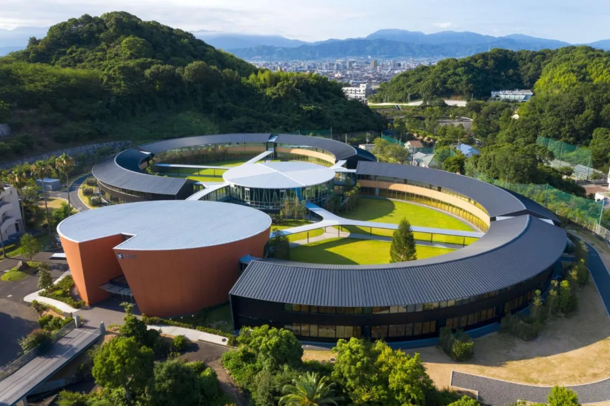 BIM建筑|爱光学园 / 大成建设