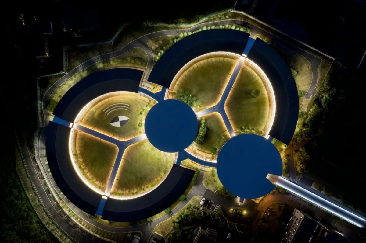 BIM建筑|爱光学园 / 大成建设