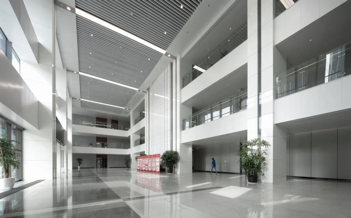 BIM建筑|龙城中轴华彩篇章·龙锦大厦 / 简和建筑