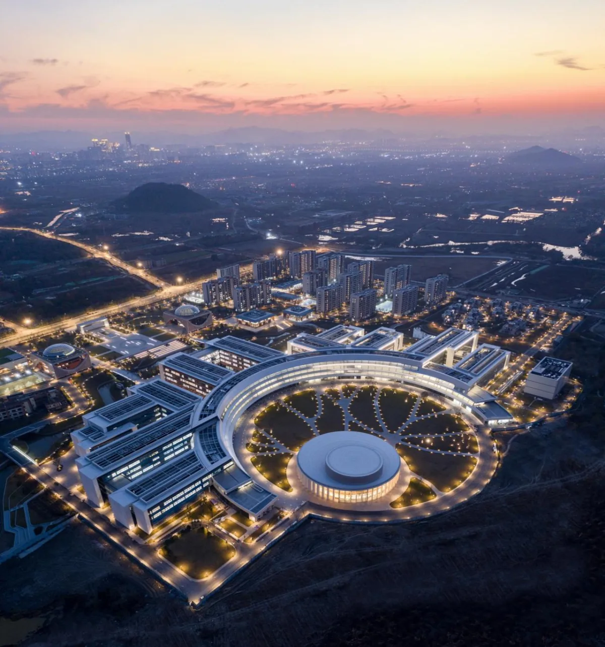 BIM建筑|西湖大学（云谷校区）一期 / UAD浙大设计+HENN海茵建筑