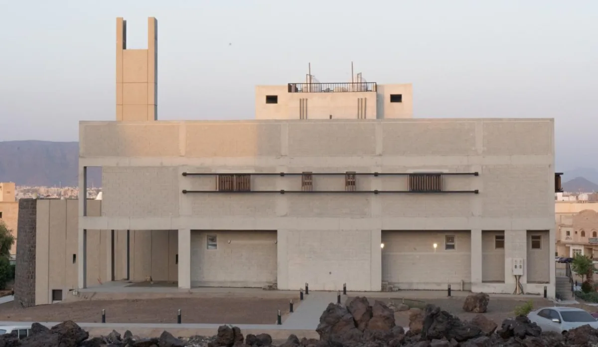 BIM建筑|光与石，Al Gharra 清真寺 / Mohammed Ibrahim Shafee Architectural Office