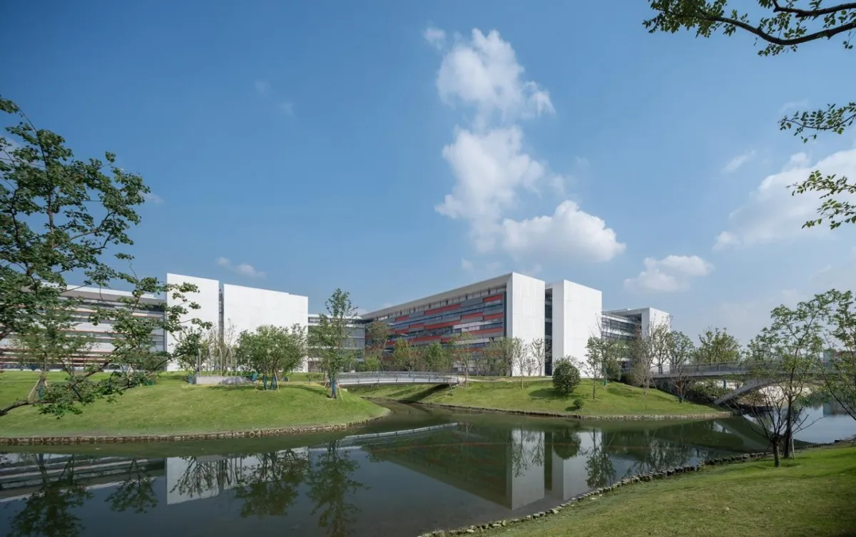 BIM建筑|西湖大学（云谷校区）一期 / UAD浙大设计+HENN海茵建筑