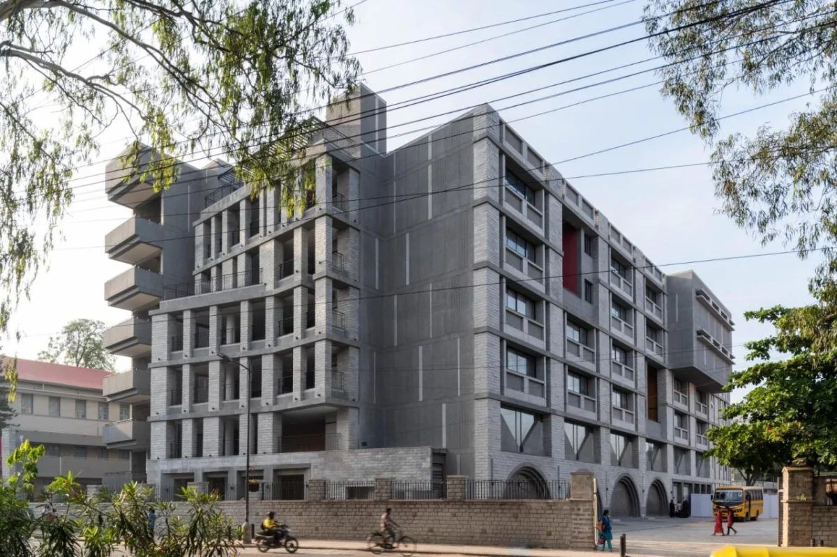 BIM建筑|班加罗尔圣约瑟夫法学院 / BetweenSpaces