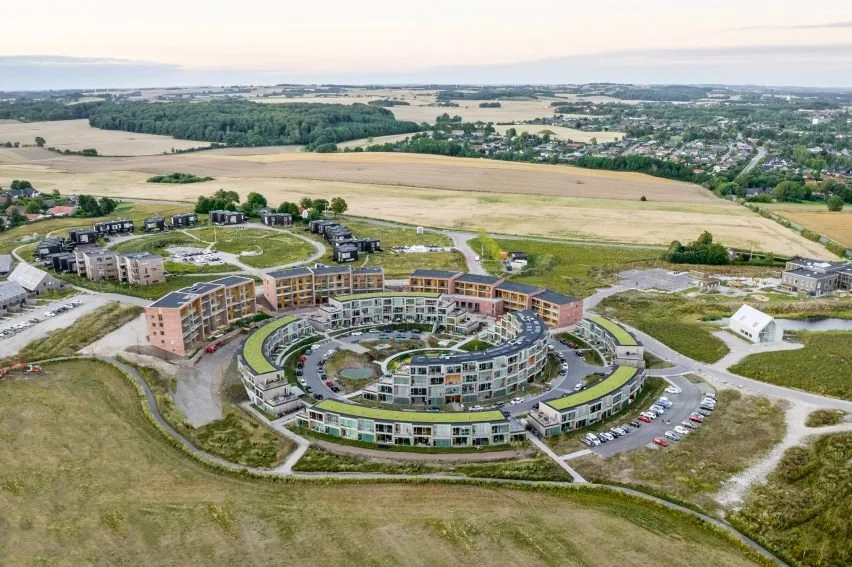 BIM建筑|BIG设计螺旋形模块化住宅项目