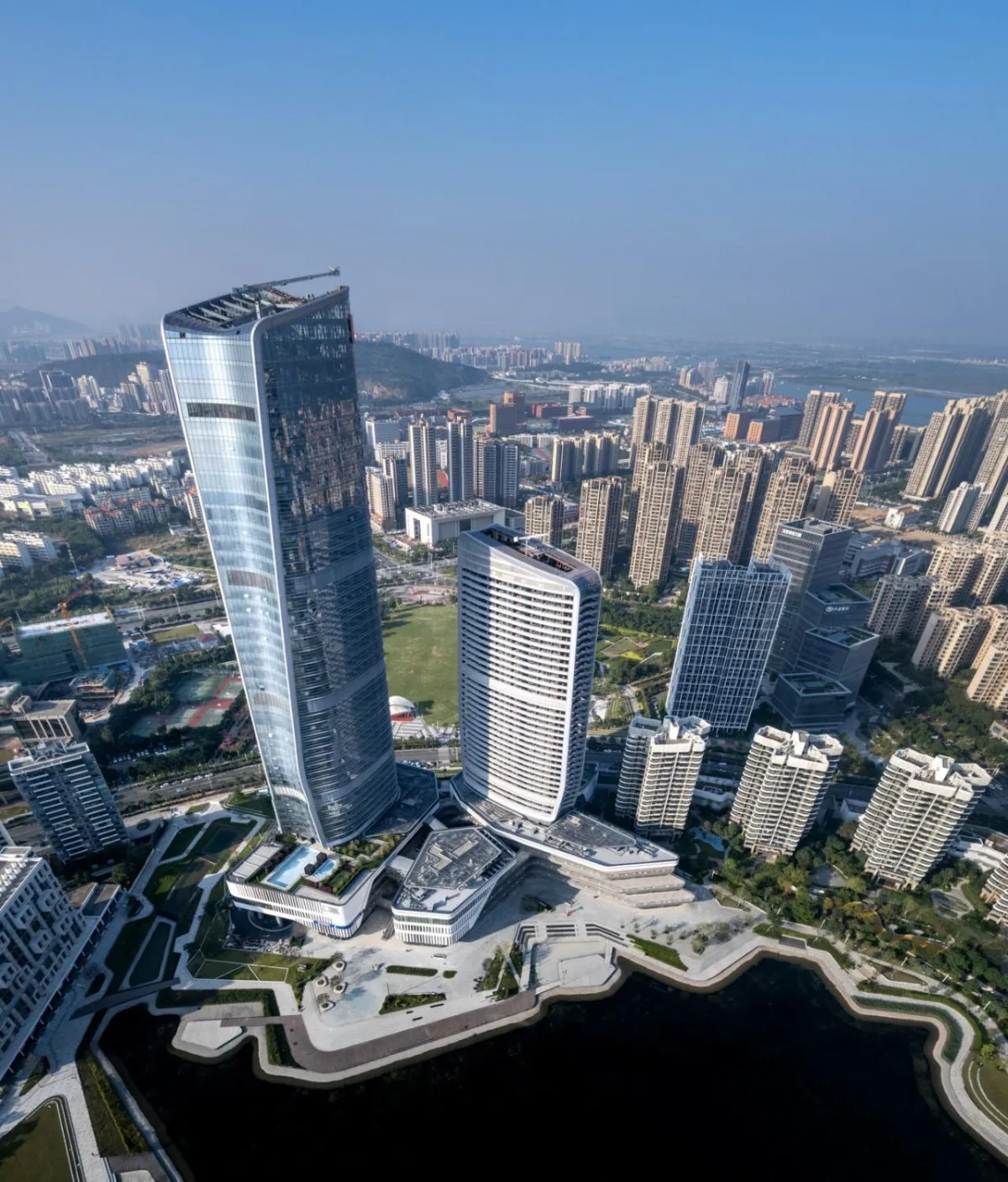 BIM建筑|金湾华发国际商务中心 / 10 Design
