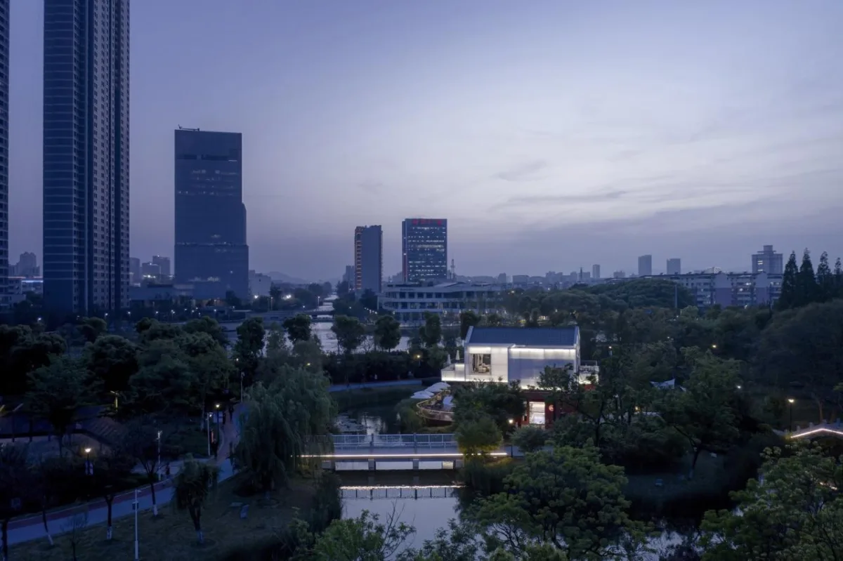 BIM建筑|古运河边的咖啡厅 / 有点建筑