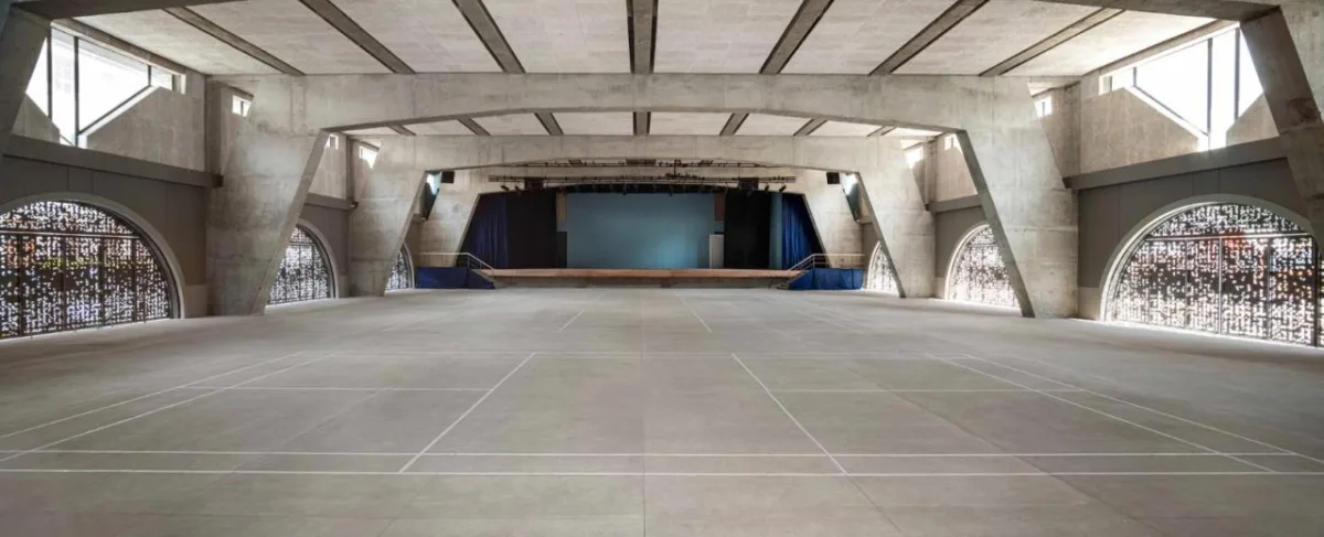 BIM建筑|班加罗尔圣约瑟夫法学院 / BetweenSpaces