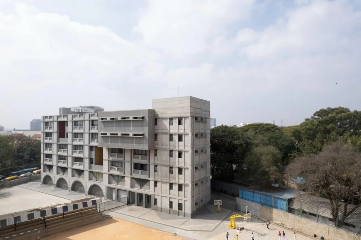 BIM建筑|班加罗尔圣约瑟夫法学院 / BetweenSpaces