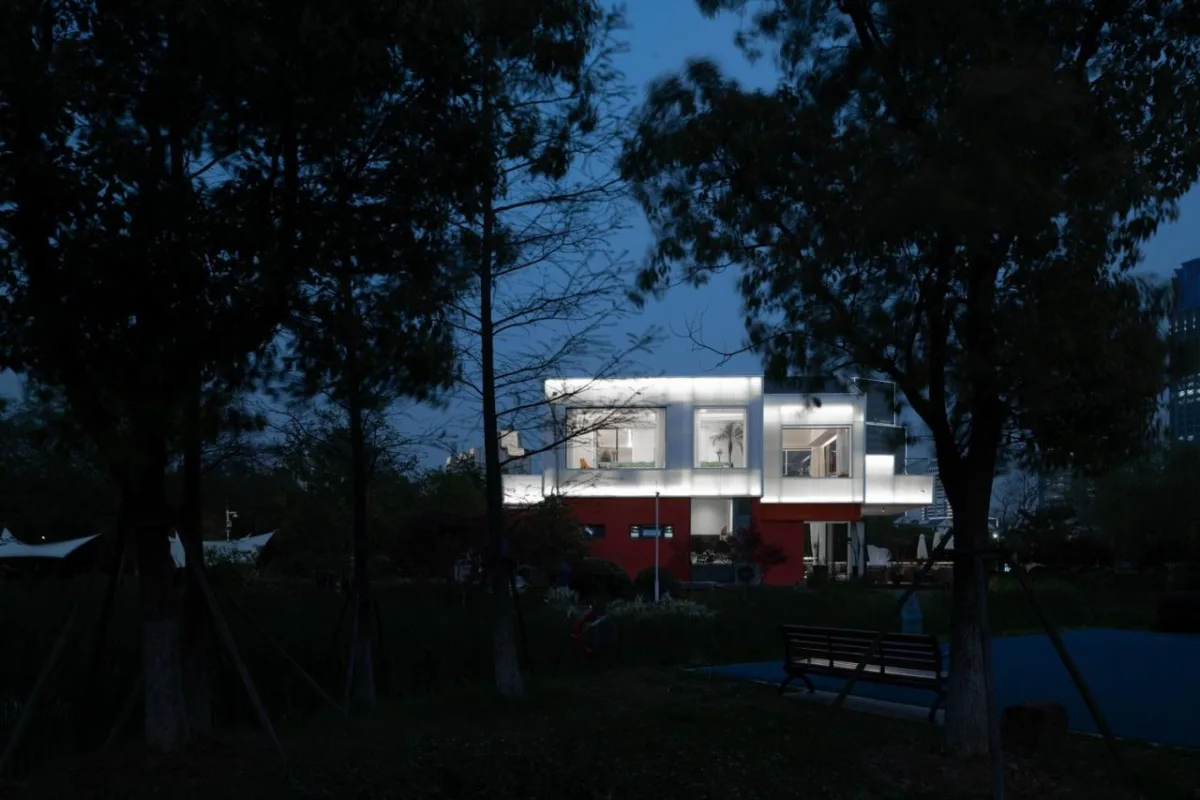 BIM建筑|古运河边的咖啡厅 / 有点建筑
