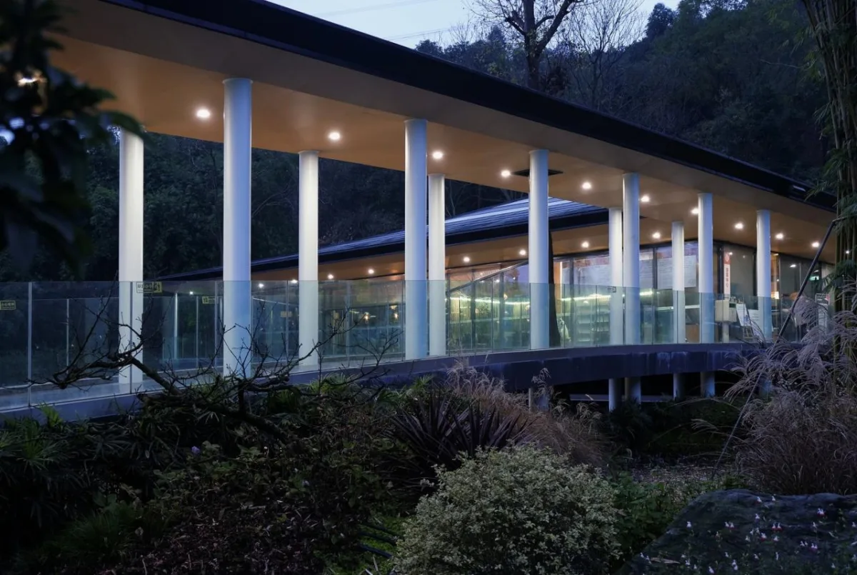 BIM建筑|竹文化的意象解读：崇州·竹艺村游客中心 / 小隐建筑