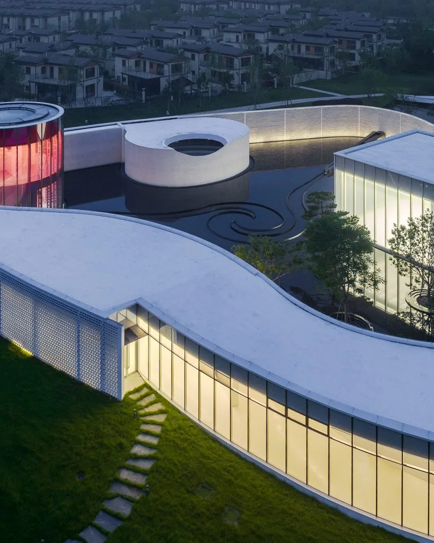 BIM建筑|乌托邦实验室在秦皇岛设计“水墨建筑”