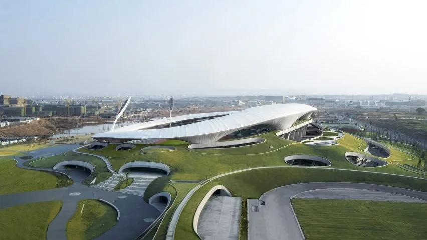 BIM建筑|MAD设计的衢州体育场建成