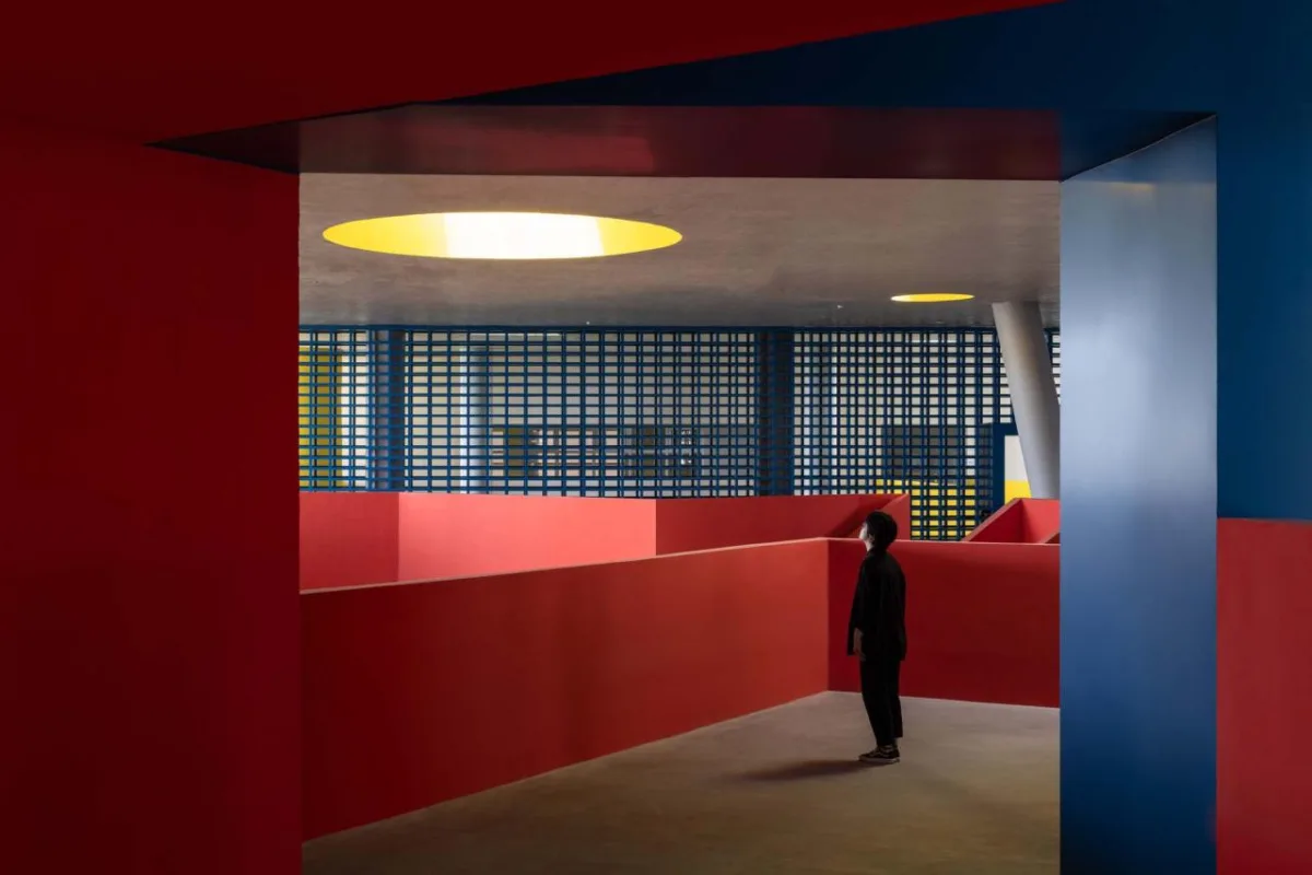BIM建筑|海口江东寰岛实验学校 / 迹·建筑事务所