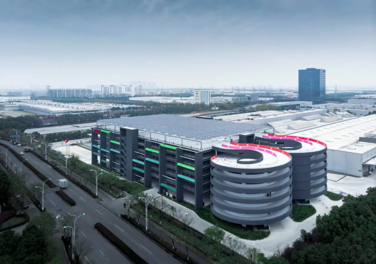 BIM建筑|三区博世汽车部件项目S215停车楼（一期 ）/ 中衡设计集团