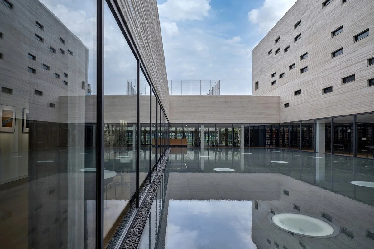 BIM建筑|山峰书院，苏州山峰双语学校文体中心 / OPEN 建筑事务所