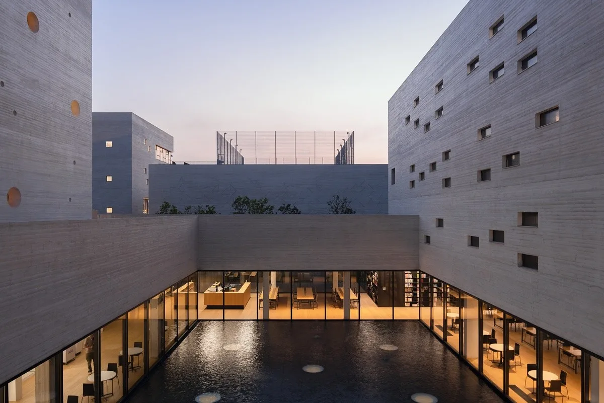 BIM建筑|山峰书院，苏州山峰双语学校文体中心 / OPEN 建筑事务所