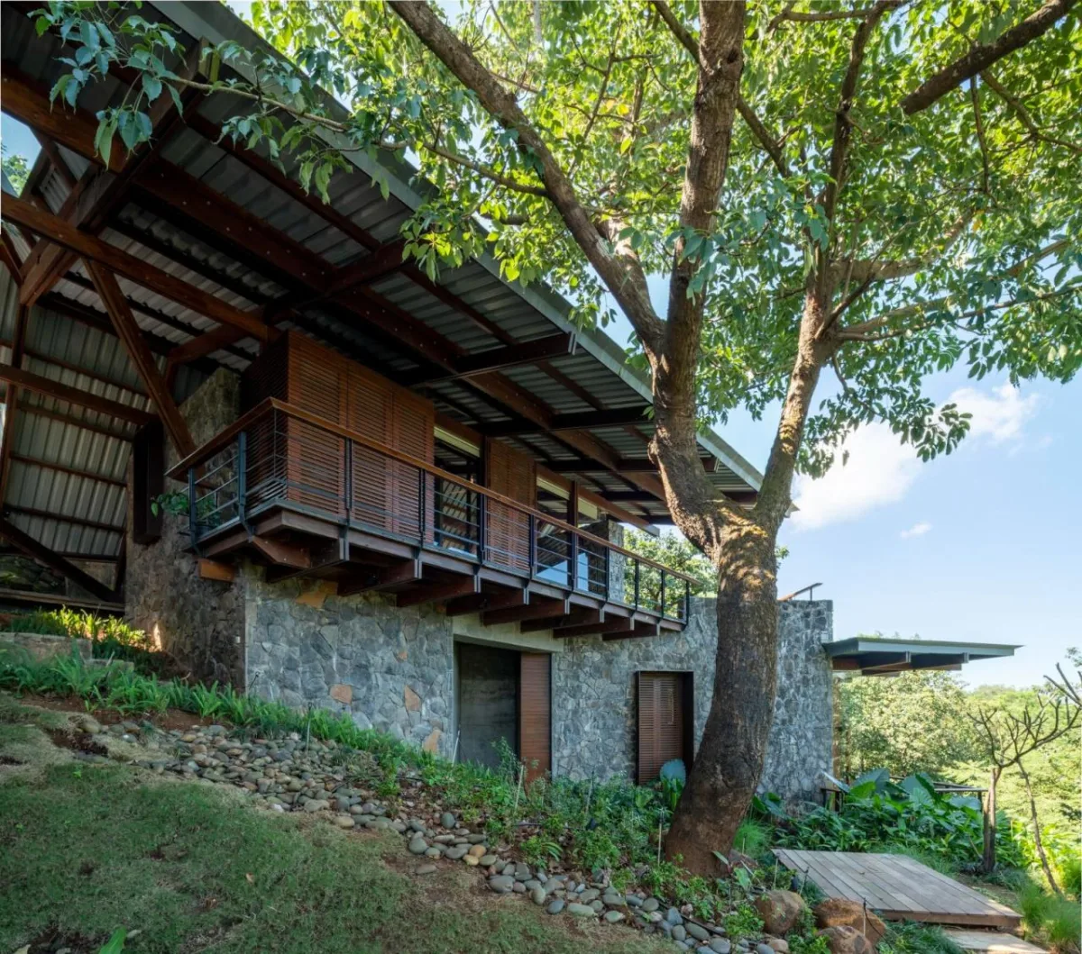 BIM建筑|侧廊之屋 / Malik Architecture