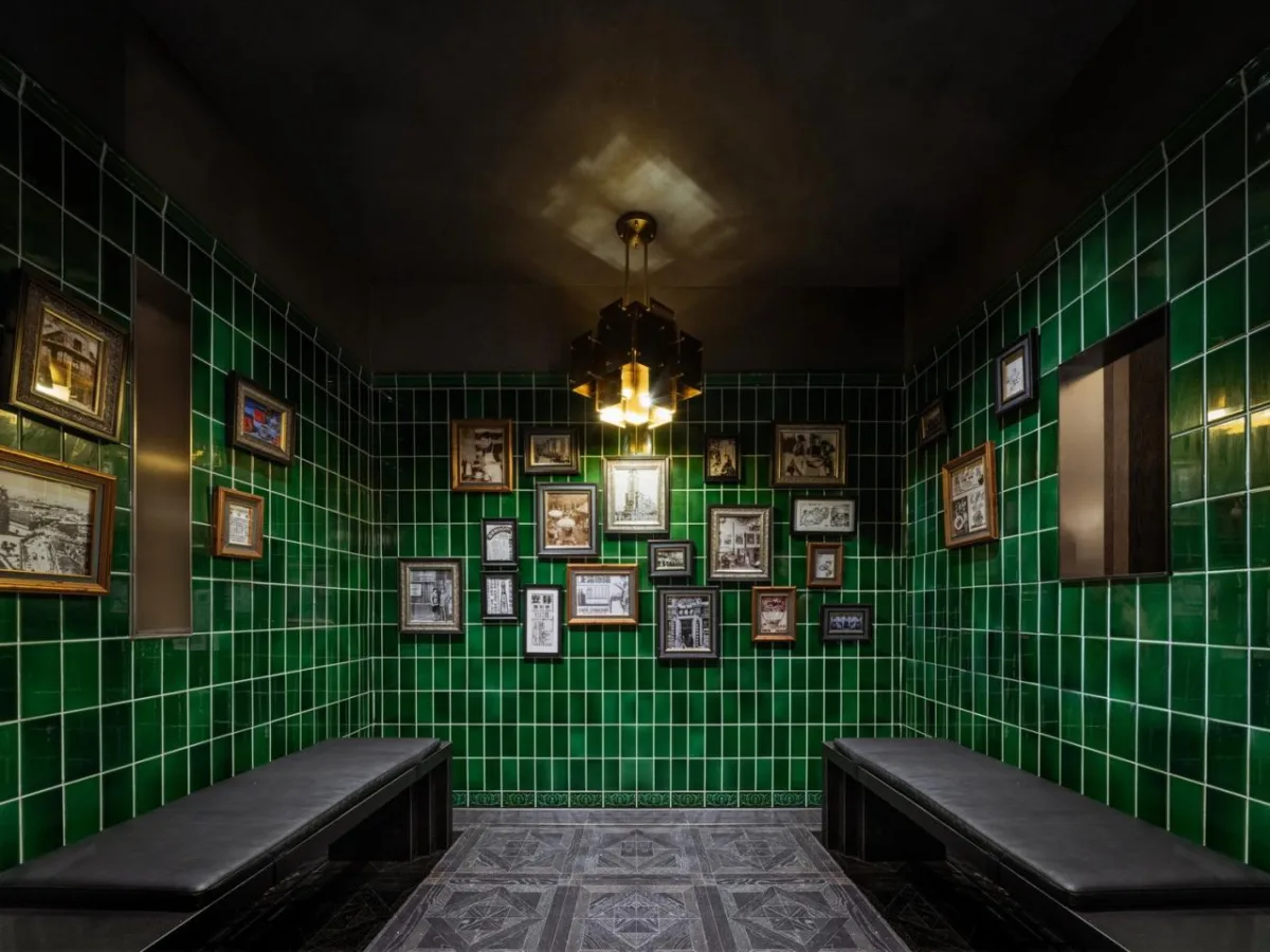 BIM建筑|Piazza in a room：Mapoly Coffee满坡栗咖啡(历史博物馆店) / Wutopia Lab