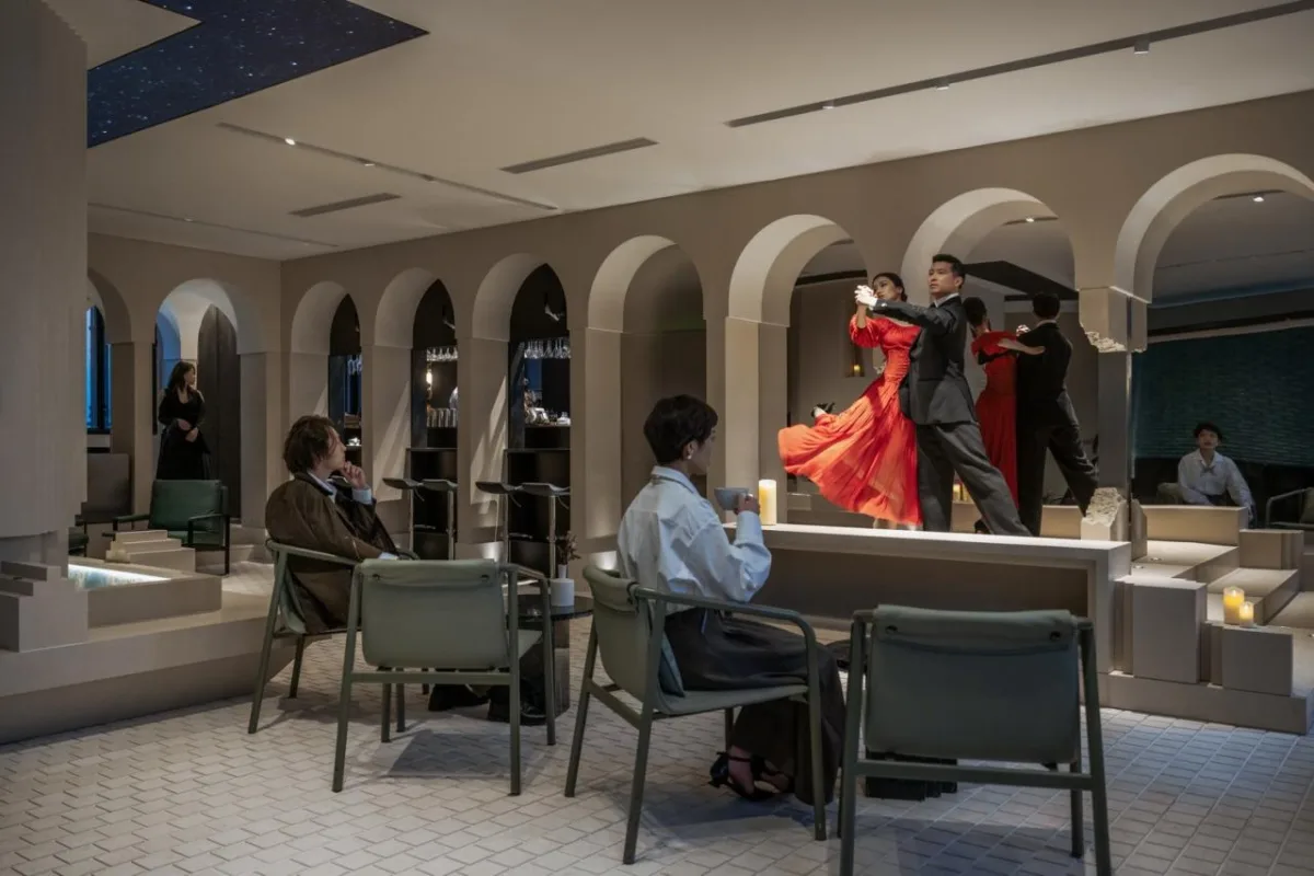 BIM建筑|Piazza in a room：Mapoly Coffee满坡栗咖啡(历史博物馆店) / Wutopia Lab