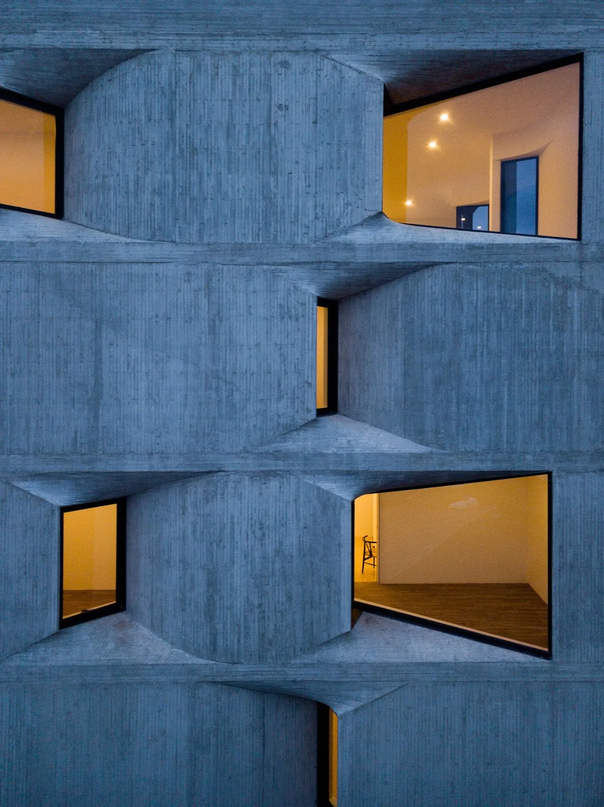 BIM建筑|DL1310 大楼 / Young & Ayata + Michan Architecture
