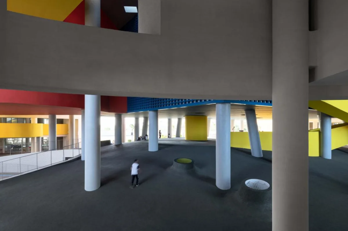 BIM建筑|海口江东寰岛实验学校 / 迹·建筑事务所