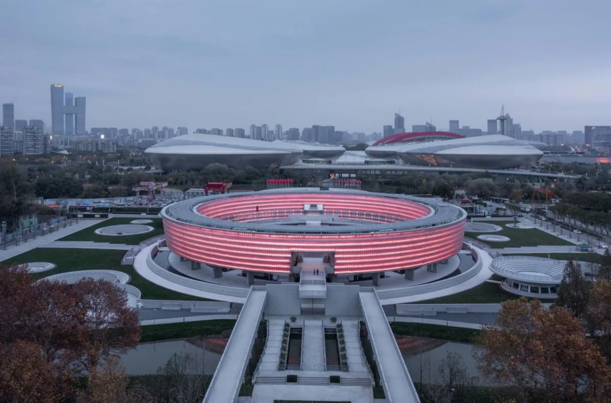 BIM建筑|南京绿博园城市客厅提升工程 / 张·雷设计研究