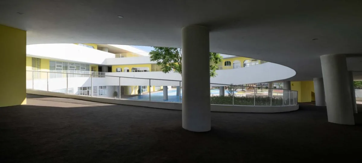 BIM建筑|海口江东寰岛实验学校 / 迹·建筑事务所