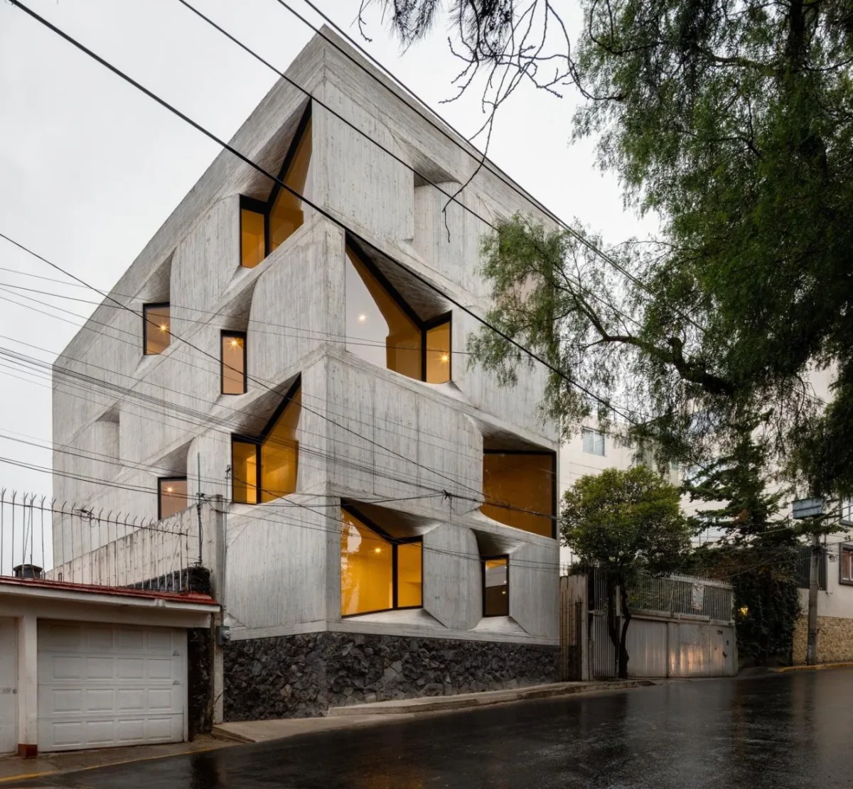 BIM建筑|DL1310 大楼 / Young & Ayata + Michan Architecture