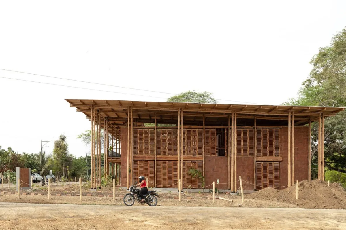 BIM建筑|织工社区生产力发展中心 / Natura Futura Arquitectura + Juan Carlos Bamba