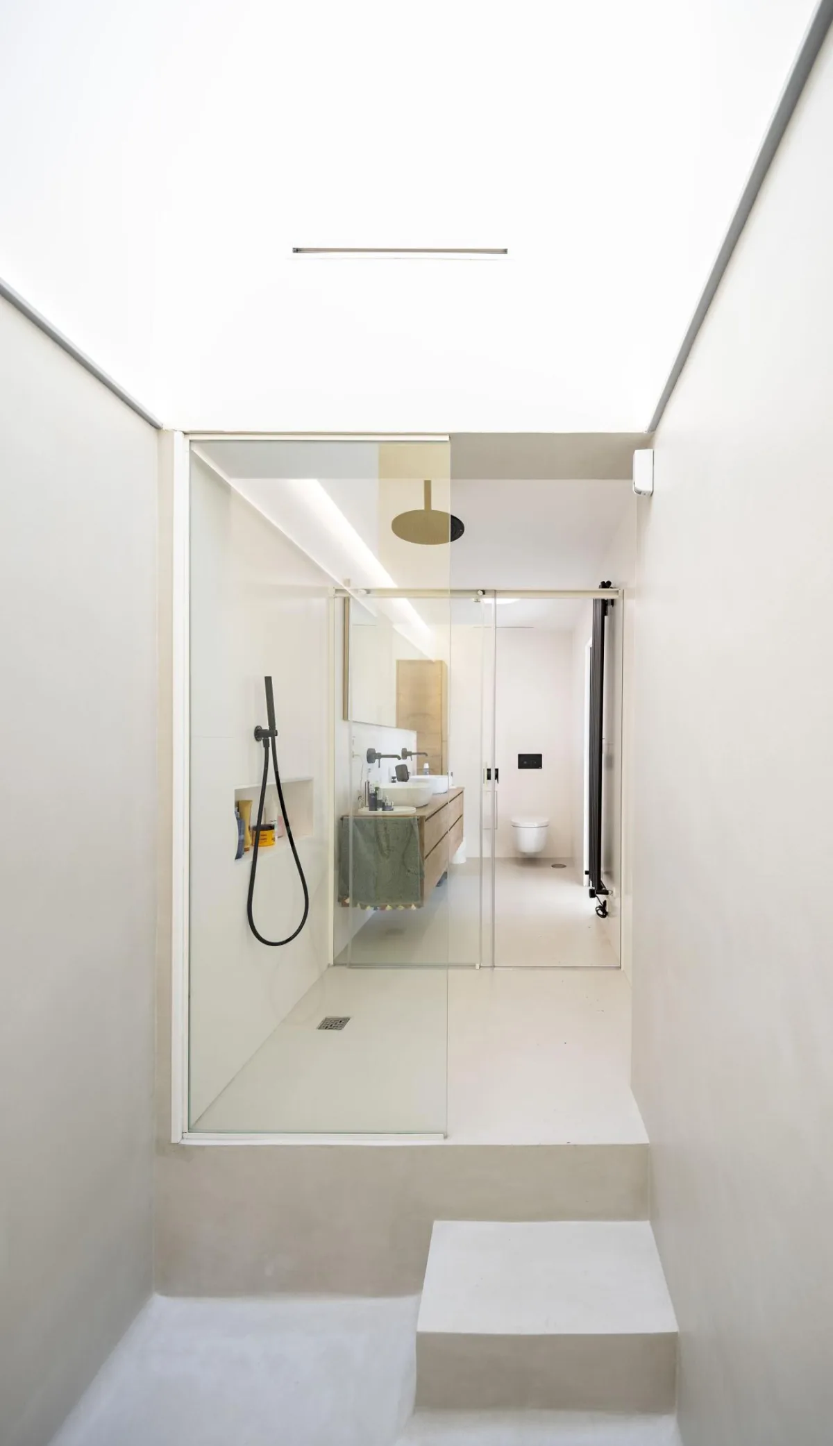 BIM建筑|混凝土外壳，NAU 住宅 / MUKA Arquitectura