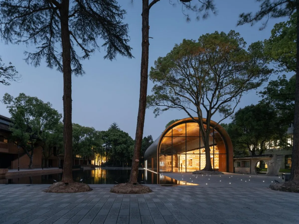 BIM建筑|全金属外壳：铜堡 / Wutopia Lab