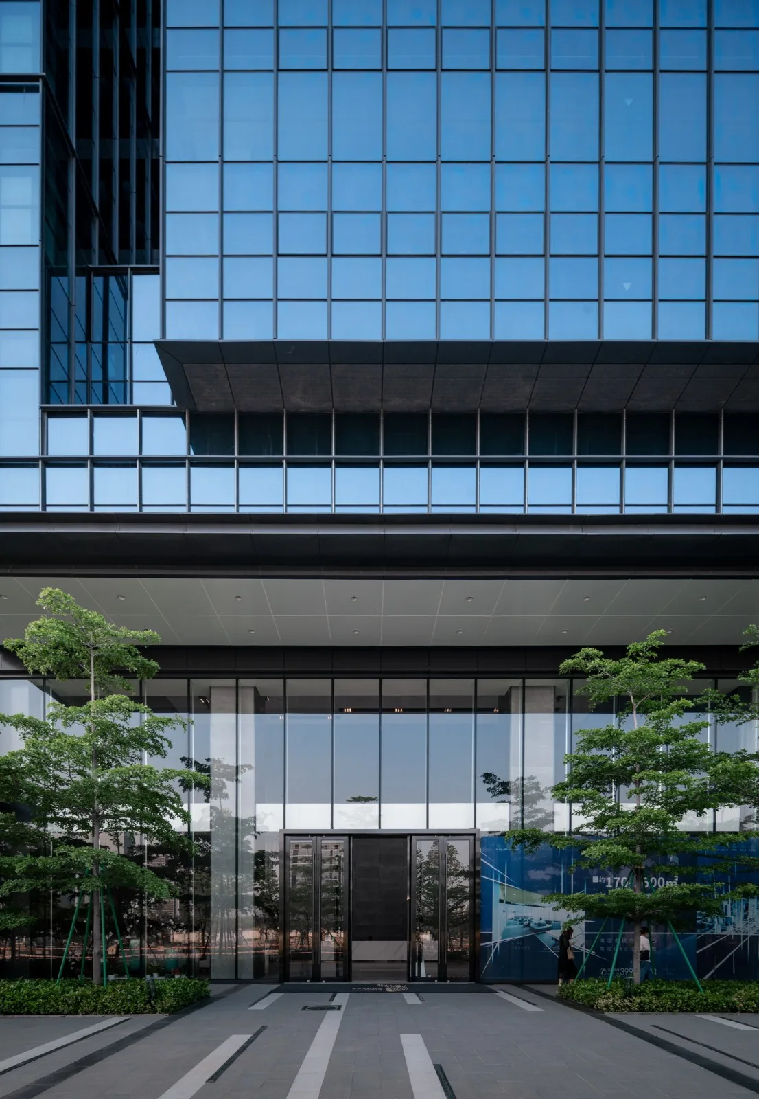 BIM建筑|广州南站发现广场：让建筑成为城市景观 / XAA建筑事务所