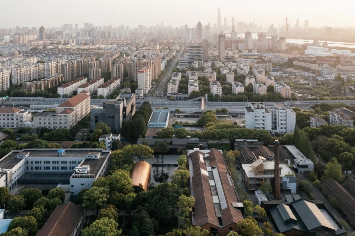 BIM建筑|全金属外壳：铜堡 / Wutopia Lab