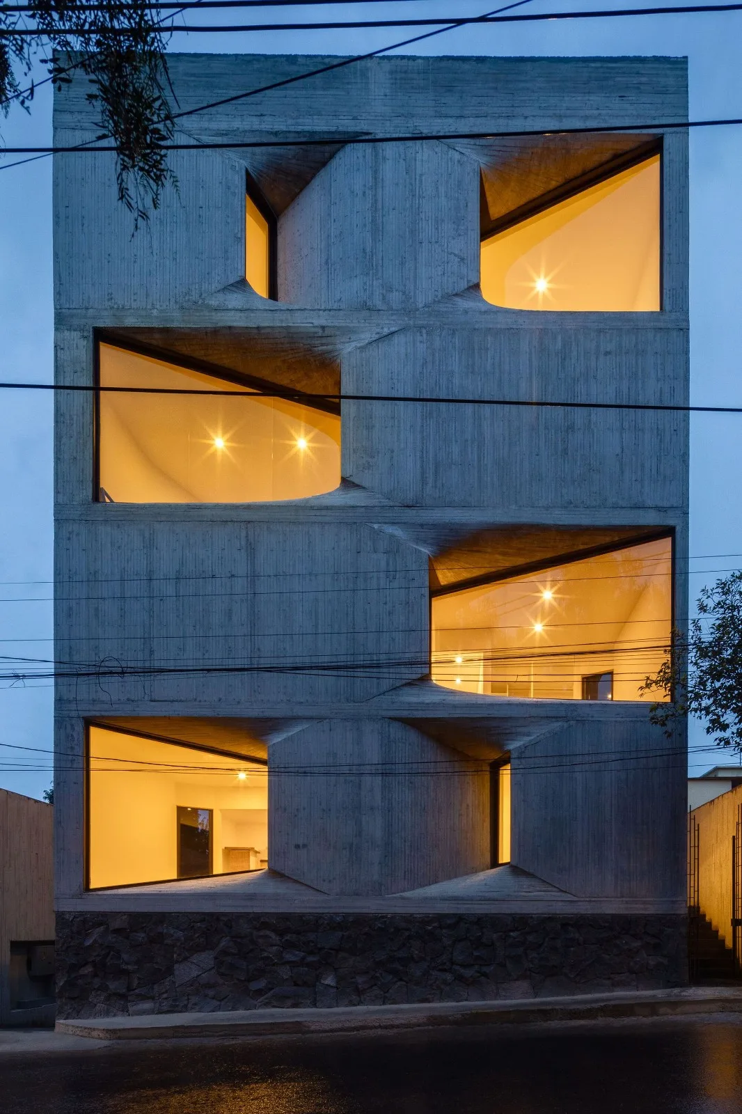 BIM建筑|DL1310 大楼 / Young & Ayata + Michan Architecture