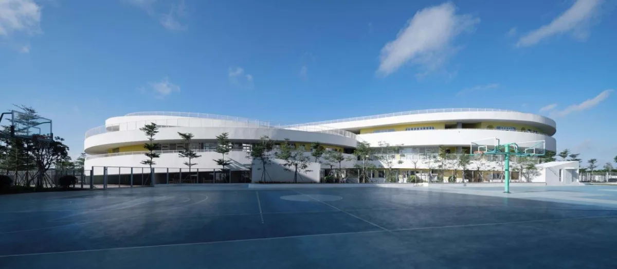 BIM建筑|海口江东寰岛实验学校 / 迹·建筑事务所