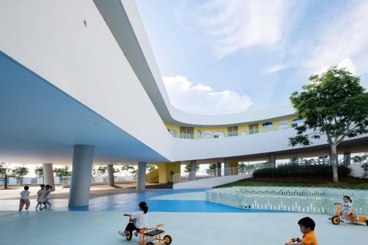 BIM建筑|海口江东寰岛实验学校 / 迹·建筑事务所