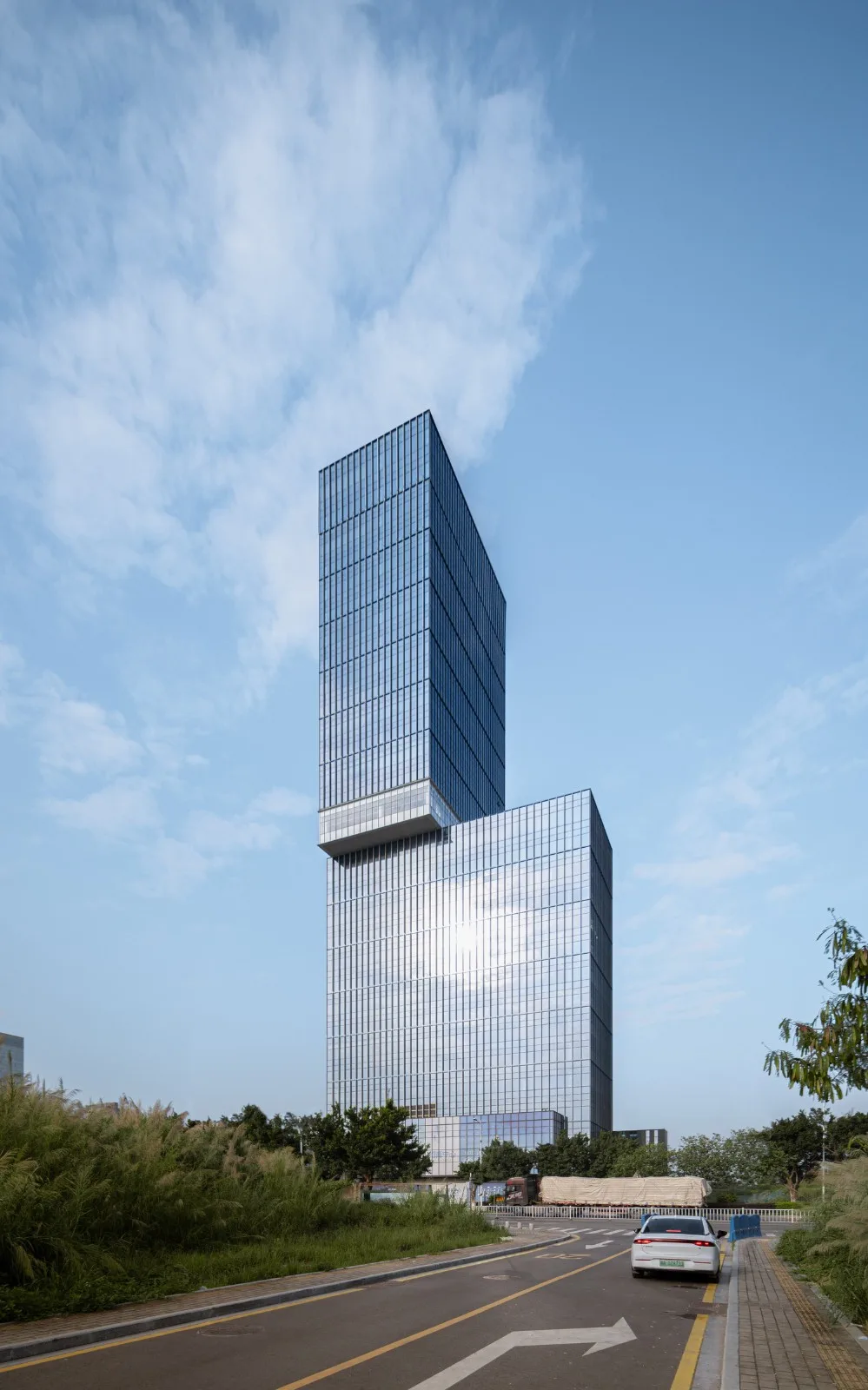 BIM建筑|广州南站发现广场：让建筑成为城市景观 / XAA建筑事务所